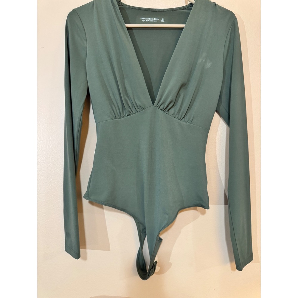 Abercrombie & Fitch Soft A&F Collection Deep V-Neck Long Sleeve Bodysuit Green M